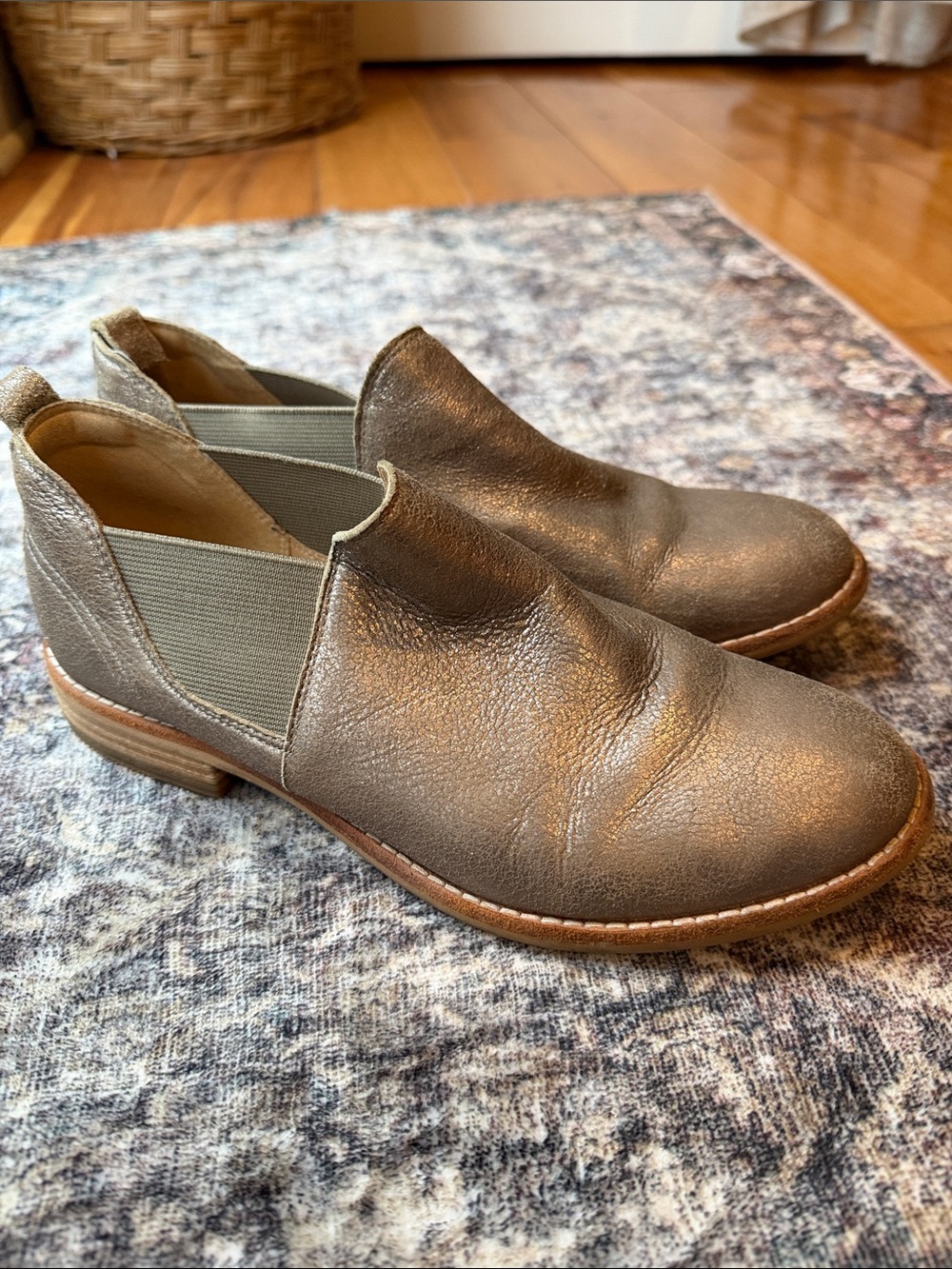 Women's Clark’s Taupe/metalluc Slip-On Leather Ankle Shoes